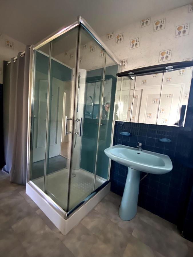 Maison Au Calme, 6 Voyageurs Riorges ภายนอก รูปภาพ